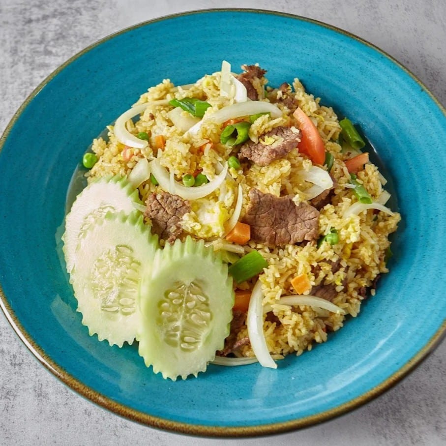 R6 - Yellow Curry Fried Rice.